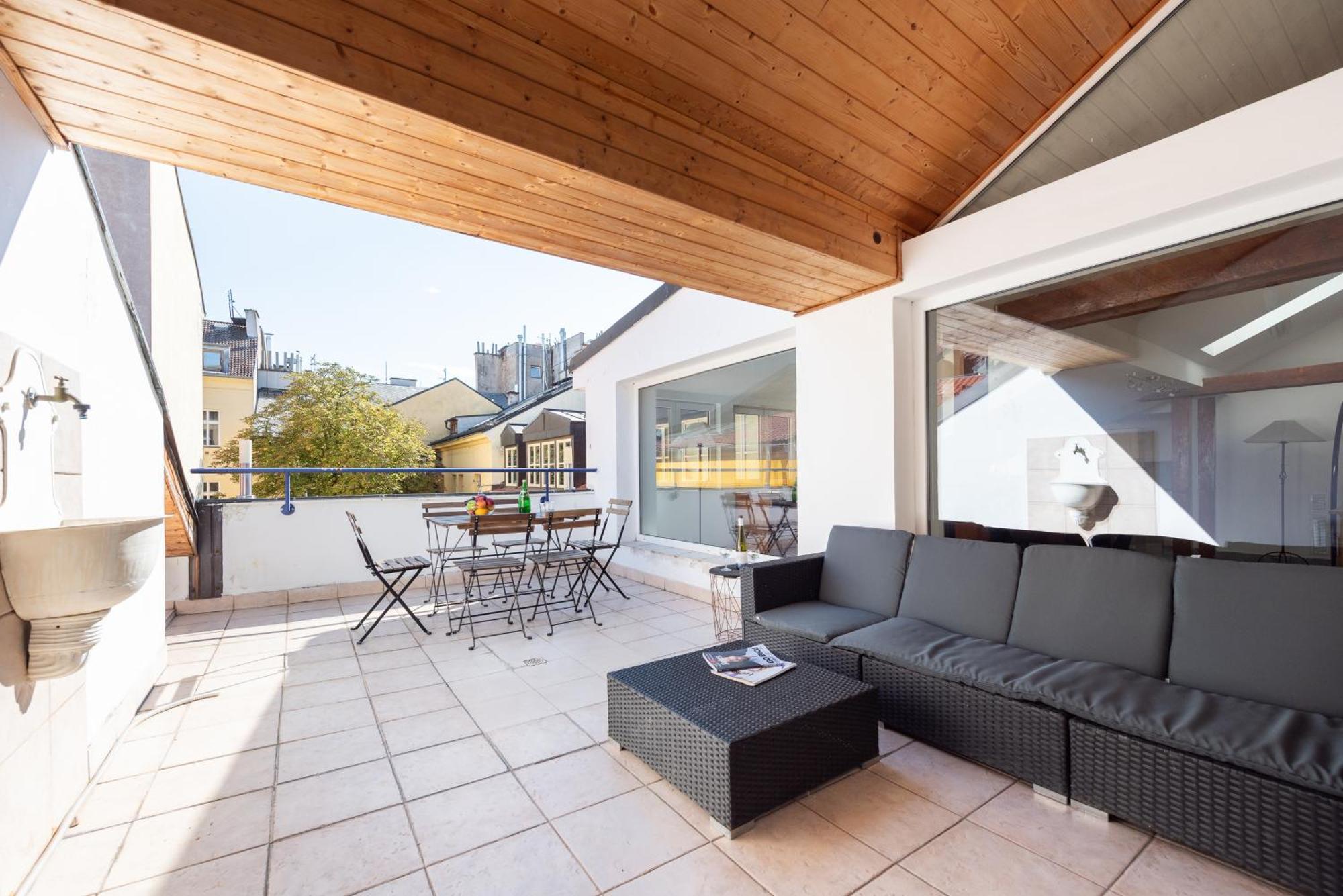 Appartamento With Terrace In Center *